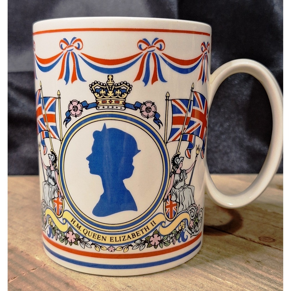 Vintage Queen Elizabeth II Silver Jubilee 1977 Commemorative Mug Prince Philip